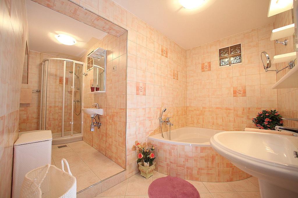 Holiday Home Villa Bella Vrsar Zimmer foto